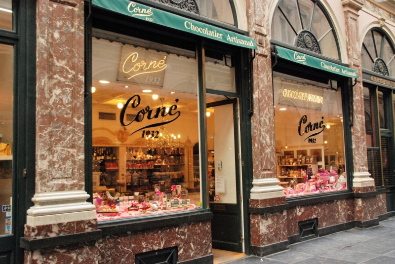 vente-MALAUSSENE-min_chocolate_chocolaterie_shop_luxury_chic_gallery_brussels_belgium-558146